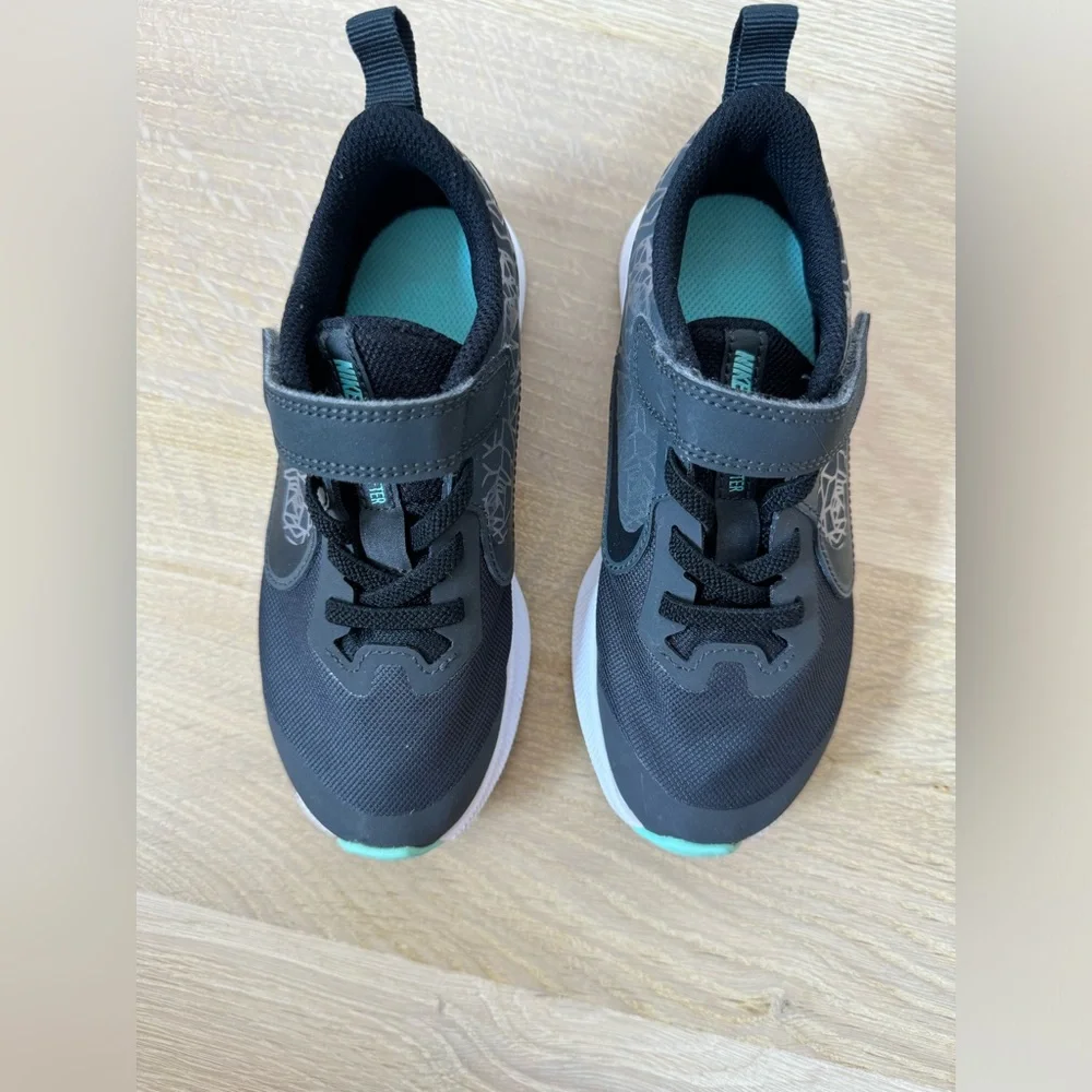 Nike Kids Downshifter Sneakers - Youth Size 11